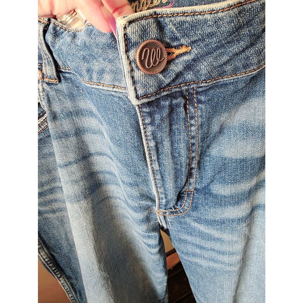 Wrangler Riley Retro Mid Rise Blue Denim Jeans - Picture 4 of 8
